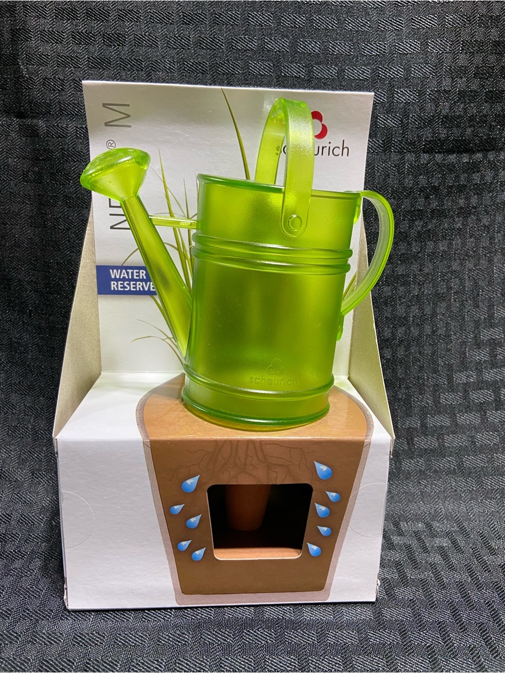 Scheurich NELLY M Self-Watering Planter Insert - Translucent Lime